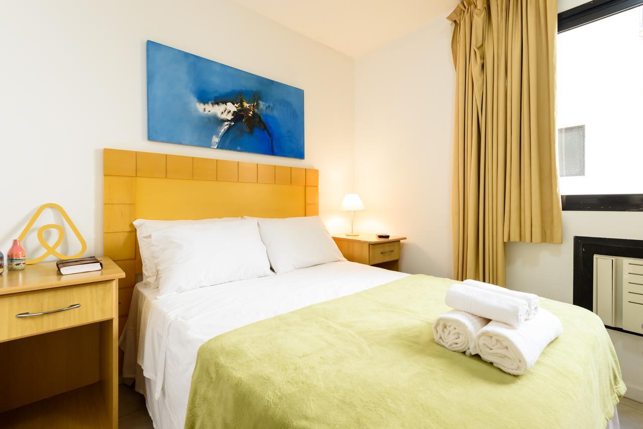 Omar do Rio - FO 407 ApartHotel com Garagem, Piscina, Sauna, Limpeza diária e Academia a 50 metros da Praia de Ipanema e 300 metros da Praia de Copacabana Apartamento Río de Janeiro