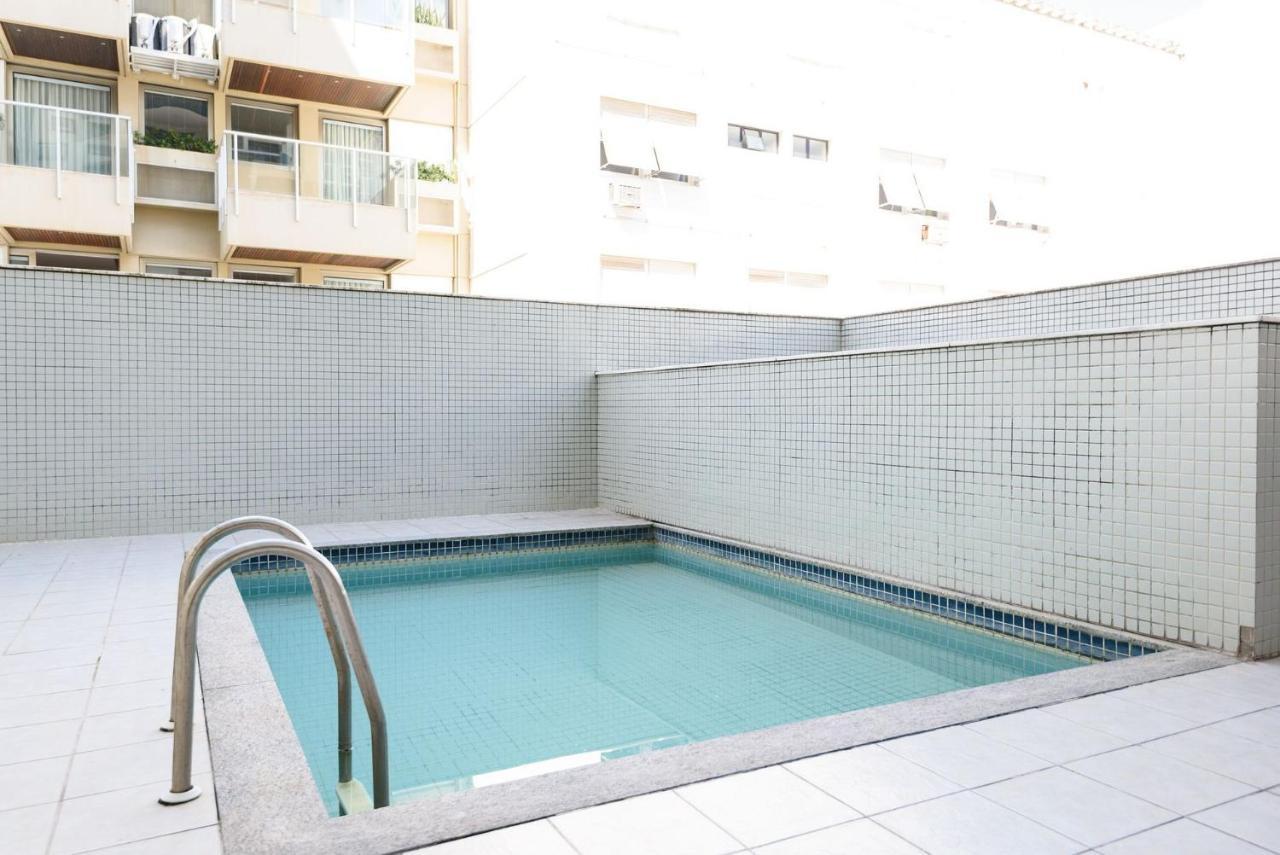 Apartamento Omar do Rio - FO 407 ApartHotel com Garagem, Piscina, Sauna, Limpeza diária e Academia a 50 metros da Praia de Ipanema e 300 metros da Praia de Copacabana Río de Janeiro