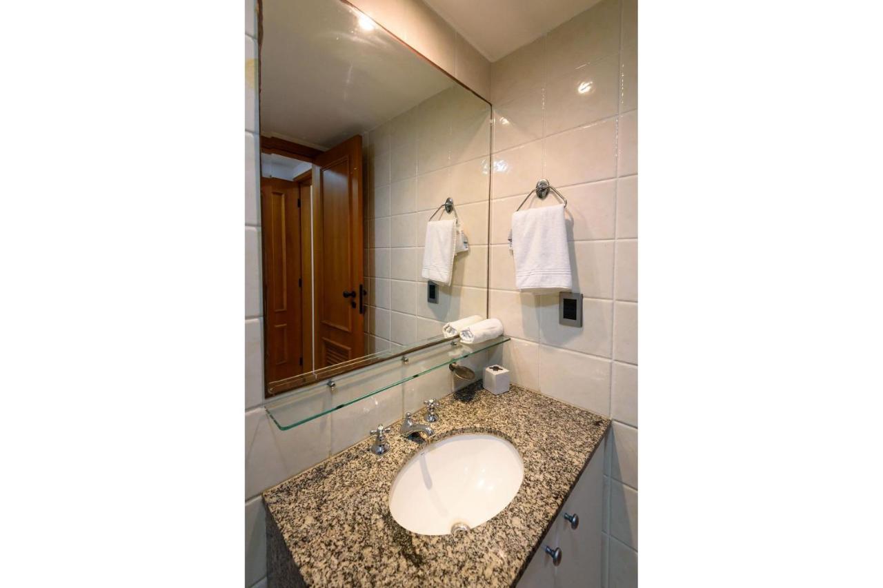 Omar do Rio - FO 407 ApartHotel com Garagem, Piscina, Sauna, Limpeza diária e Academia a 50 metros da Praia de Ipanema e 300 metros da Praia de Copacabana * Río de Janeiro